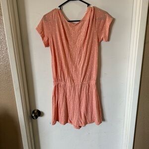 Woman’s Romper Shorts Peach Polka Dot Open Back Small NWT